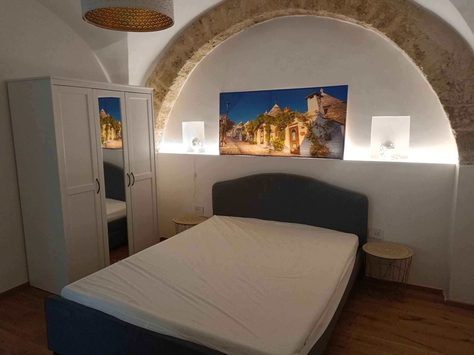 Suite Vecchia Dante Bari Ngoại thất bức ảnh